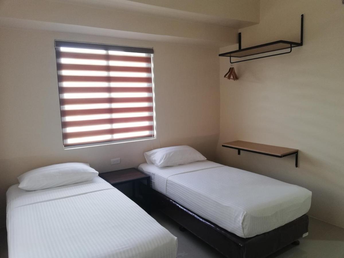 Eon Centennial Express Hotel Ілоіло Екстер'єр фото